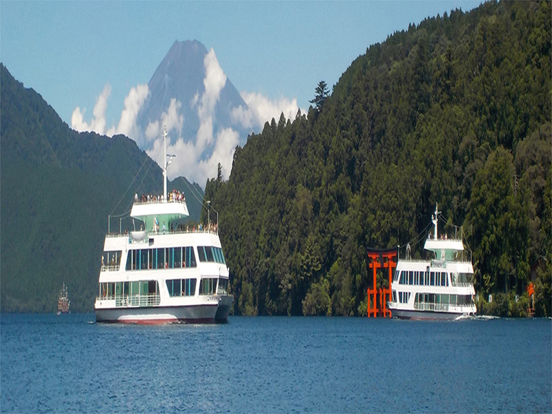 Hakone Lake Ashinoko Pleasure Boat: ล่องเรือทะเลสาบอาชิ ฮาโกเน่ , Jubilee Travel, Hakone Lake Ashinoko Pleasure Boat: ล่องเรือทะเลสาบอาชิ ฮาโกเน่
