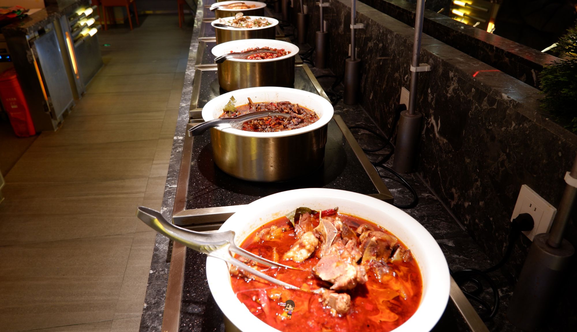 Huangxinglu Road Walking Street: ถนนคนเดินหวงซิงลู่ , Jubilee Travel, Huangxinglu Road Walking Street ถนนคนเดินหวงซิงลู่
